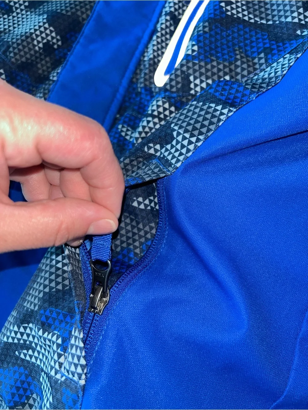 Boys 6/7 Swiss tech heavy puffer? Winter jacket blue camouflage
